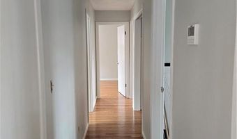 1 Angell Rd, Lincoln, RI 02865