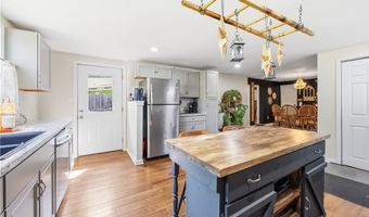 437 E State St, Albion, NY 14411