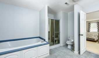 78 Deer Run Dr, Colchester, CT 06415