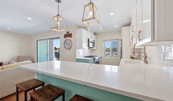 1202 N Pacific St 206B, Oceanside, CA 92054