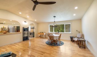 8924 E Black Bear Rd, Athol, ID 83801