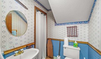 129 Hidden Tree Ln, Amherst, OH 44001