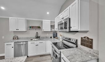 203 Lewis St, Belton, SC 29627