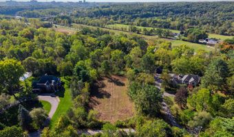 244 Barton Shore Dr, Ann Arbor, MI 48105