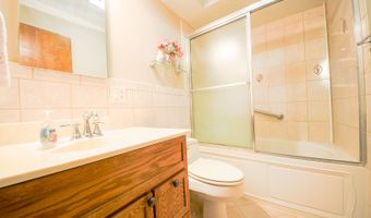 2433 S SHAG BARK Trl, Arlington Heights, IL 60005