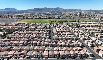 6823 Gold Nugget Dr, Las Vegas, NV 89122
