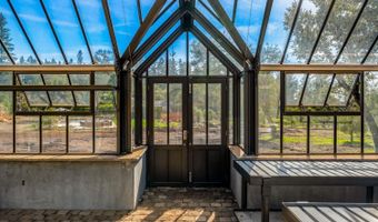 340 White Cottage Rd S, Angwin, CA 94508