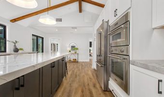 2335 Ivy Rd, Oceanside, CA 92054
