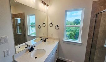 1602 Governors Blvd, Heath, TX 75126