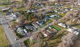 307 6th St, Benton City, WA 99320