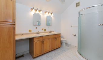 1 Boat Rd, Danbury, CT 06811