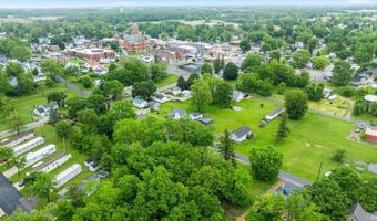 313 S Oak St, Albion, IN 46701