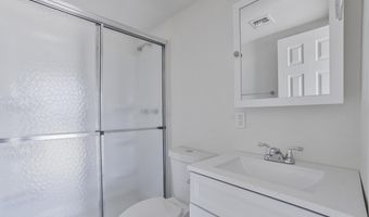 32455 S LISA Dr, Black Canyon City, AZ 85324