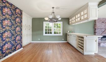 1210 Rodeo Rd, Arcadia, CA 91006