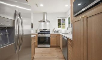 1744 Round Tree Dr, Oceanside, CA 92056