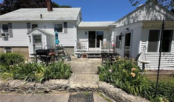 9 Cannon St, Cranston, RI 02920