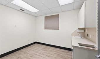 220 N WESTMONTE Dr A, Altamonte Springs, FL 32714