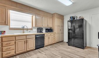 2026 11th Ave NW, Ardmore, OK 73401