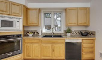 126 N Ocean Ave, Rockaway Beach, OR 97136