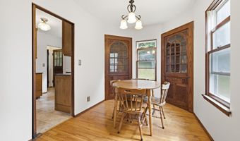 1109 S 2nd St, Alma, WI 54610