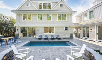 84 Coggeshall Ave, Newport, RI 02840