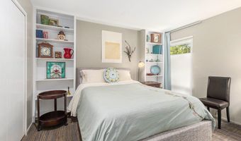 1402 Bardstown Trl, Ann Arbor, MI 48105
