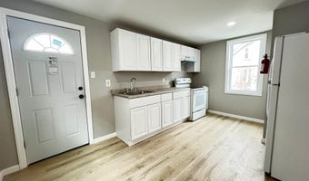 21 S Spray Ave, Atlantic City, NJ 08401