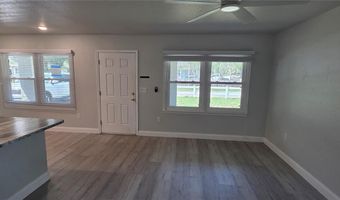 132 JAMES St, Auburndale, FL 33823
