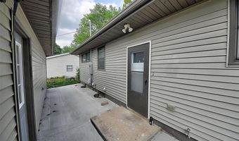 100 N McNamara Dr, Anamosa, IA 52205