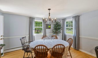 40 Vantana Dr, Bristol, CT 06010
