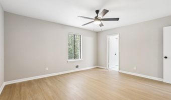 5497 Gibson Dr, Acworth, GA 30102