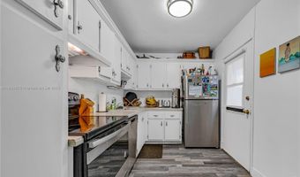 3401 N Country Club Dr 308, Aventura, FL 33180