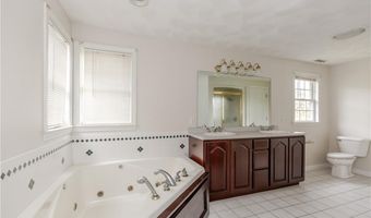 1 Princess Pine Rd, Lincoln, RI 02865