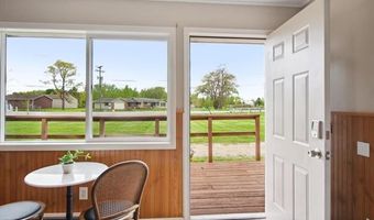 4998 N MAIN St, Long Lake, MI 48743