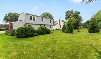 3827 Nautilus Trl, Aurora, OH 44202