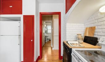 1422 W 32ND St, Cheyenne, WY 82001