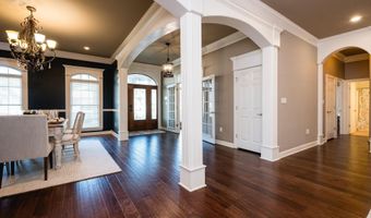 2809 Pinehurst Cv, Benton, AR 72019