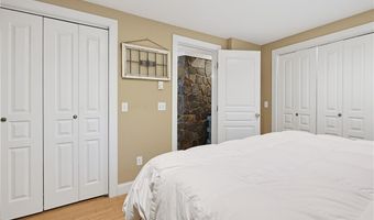 213 Seaside Dr, Jamestown, RI 02835