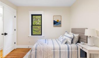 540 Middle Hwy, Barrington, RI 02806