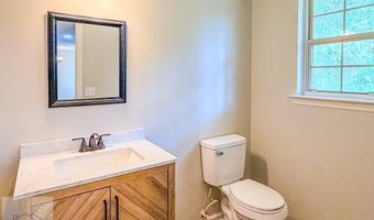 205 Pamela Dr, Allenhurst, GA 31301