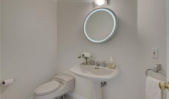 137 Signal Ridge Way, East Greenwich, RI 02818