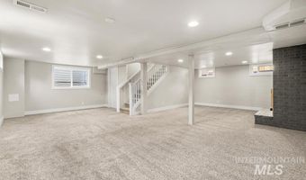 7308 W Maxwell Dr, Boise, ID 83704