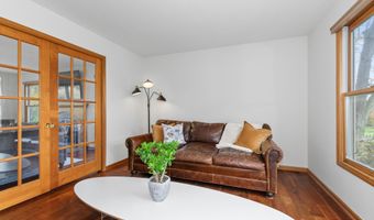 2197 Knollpoint Dr NE, Ada, MI 49301