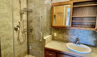 911 Pine St, Atlantic, IA 50022