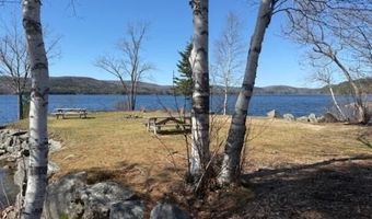 14 Lakeshore Dr, Belgrade, ME 04917