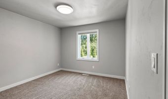 4996 BOXWOOD Ln, Appleton, WI 54913