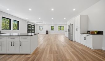 246 Jamestown Rd, Belmont, NH 03220
