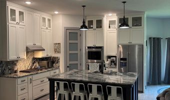 410 S Wickham St, Alvord, TX 76225