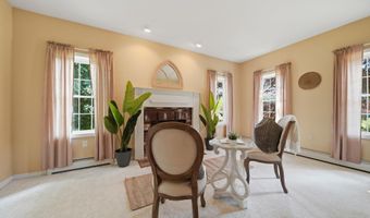 43 Emerson Rd, Chester, NH 03036
