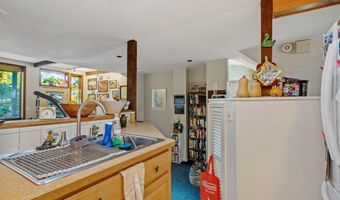 66 Elm St, Albany, NY 12203